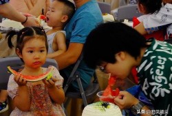 济南万达广场吃瓜事件视频