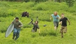 南京摄影师吃瓜视频,吃瓜视频展现生活趣味瞬间