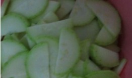 宝宝吃的葫芦瓜做法视频,简单营养，宝宝爱吃的健康美味