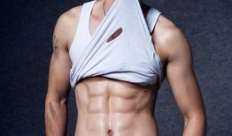 吃瓜主播腹肌男图片视频,揭秘网络红人的健身秘诀与魅力风采