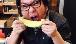 高晓松瞪眼吃瓜视频,揭秘娱乐圈幕后真相