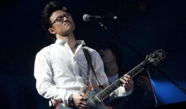 周迅吃瓜汪峰是真的吗视频,揭秘视频背后的真相