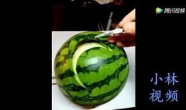 新疆吐鲁番吃哈密瓜视频,甜蜜滋味尽在眼前