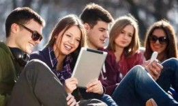 社交距离吃瓜视频,揭秘网络视频的社交新现象